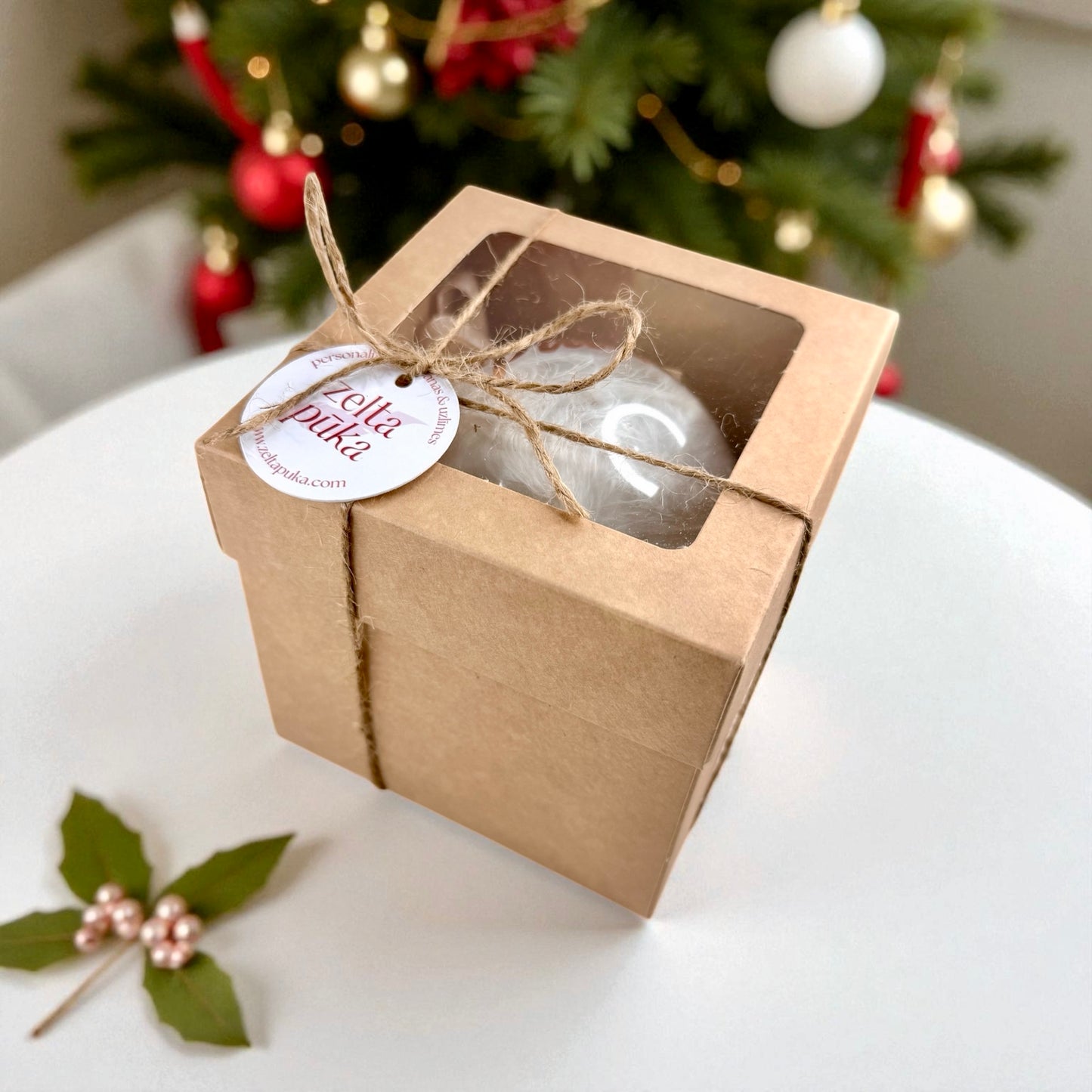 Personalizēts eglītes rotājums ar sniegu un vārpām 8cm (1gb.)