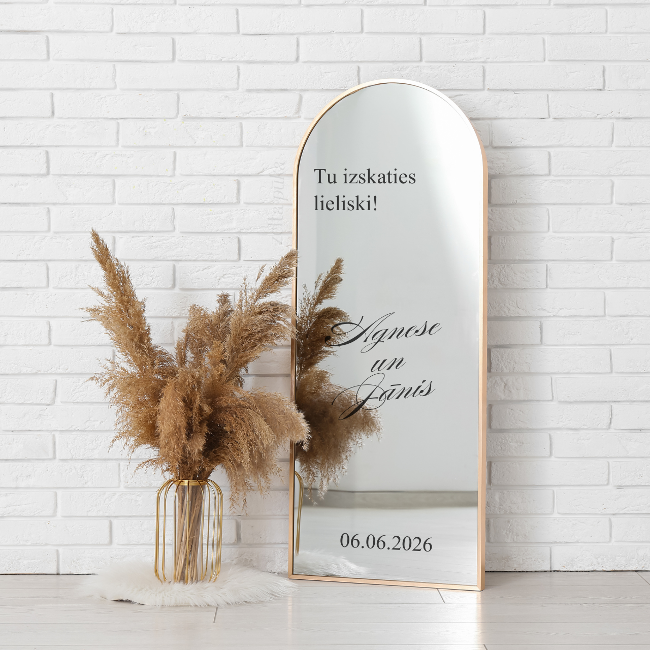 Personalizēta kāzu uzlīme spogulim