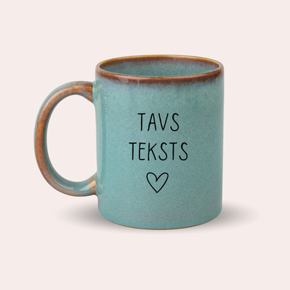 Tavs teksts · personalizēta māla imitācijas krūze