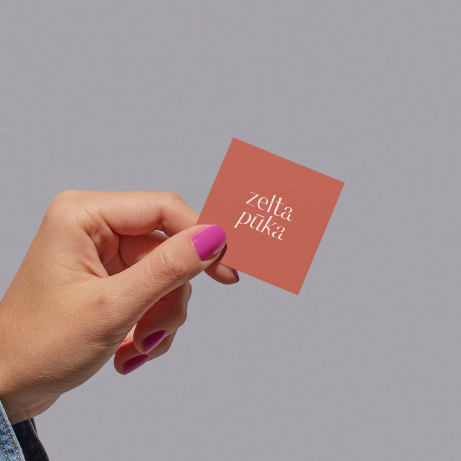 Personalizētas kvadrāta uzlīmes ar Tavu logo - Zelta Pūka