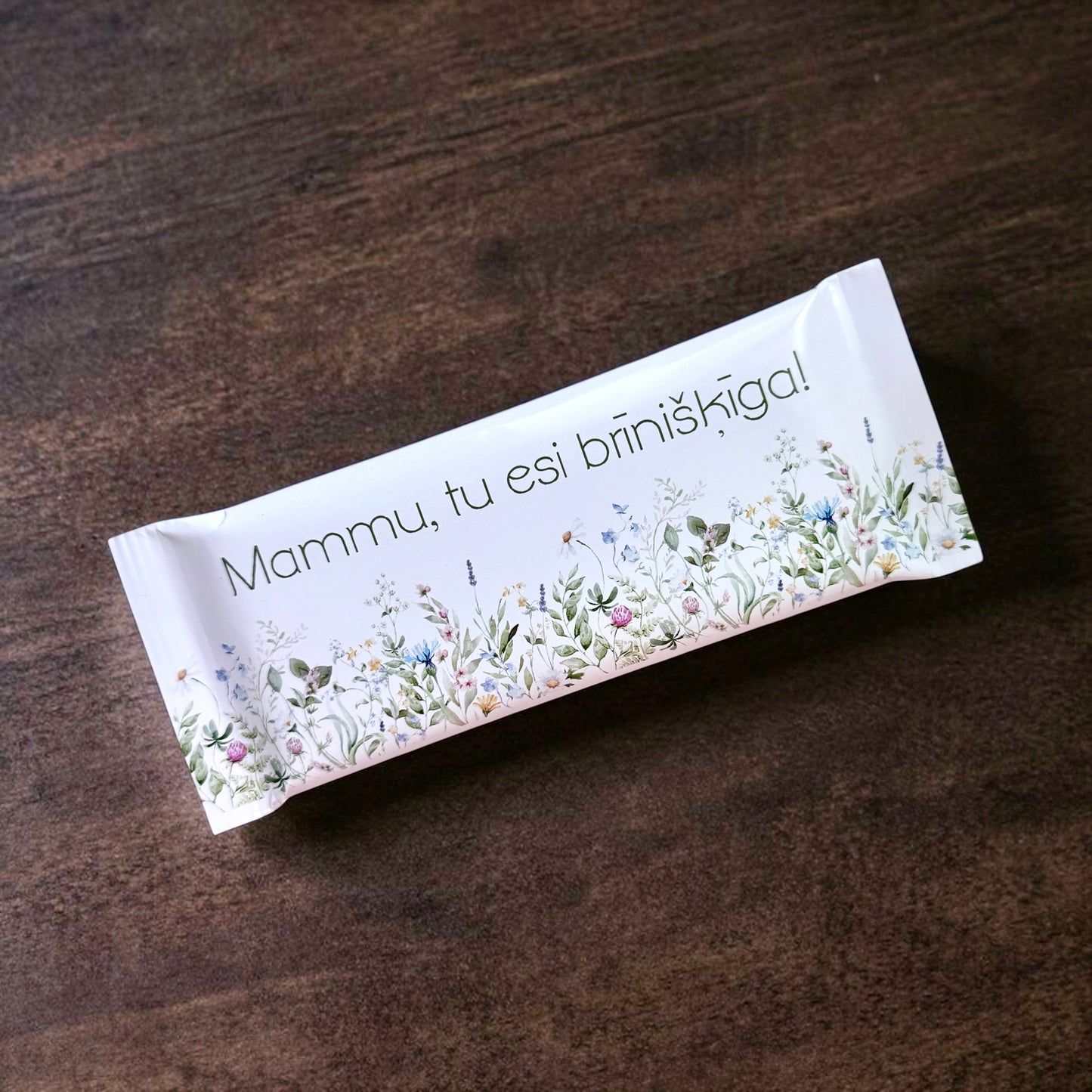 MAIGĀ PĻAVA · personalizēta šokolāde ar tekstu