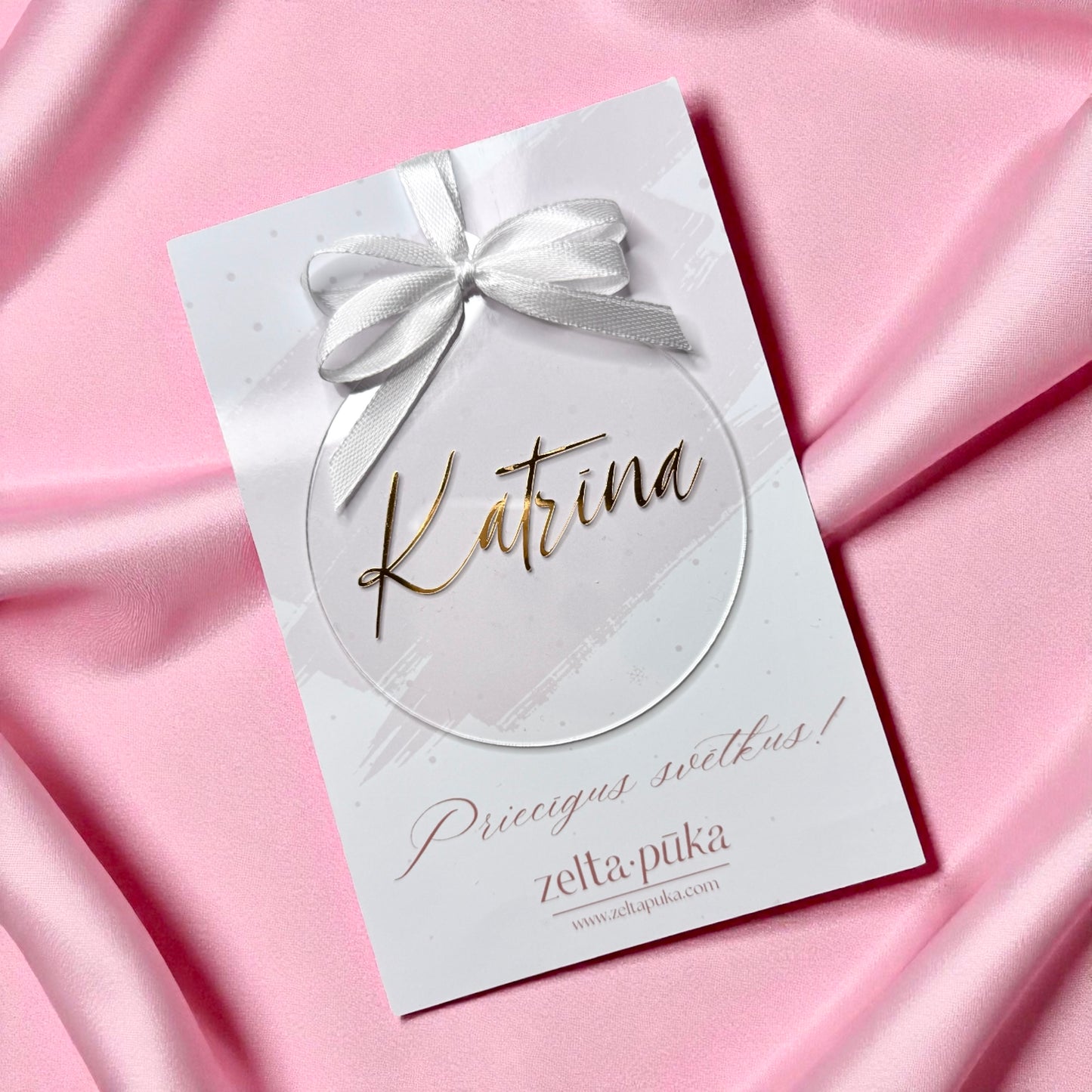 Akrila eglītes rotājums VĀRDS