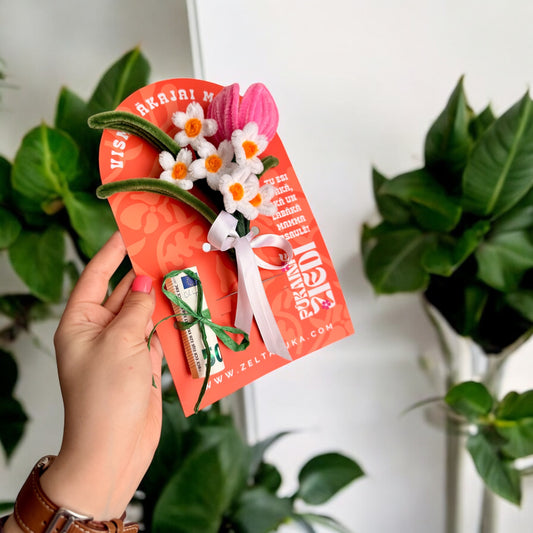 Pūkainie ziedi personalizētā kartītē - tulpe + margrietiņas - Zelta Pūka